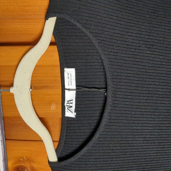 ZARA* round neck long sleeve side ruche rib knit body con dress - Picture 13 of 17